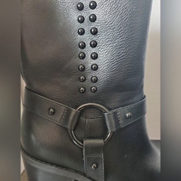 Jessica Simpson brand  new calf high fashion moto boot. Size 8. - Picture 2 of 6